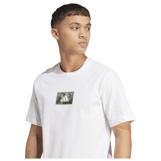 Adidas Ανδρική κοντομάνικη μπλούζα Camo Script Graphic Tee Adidas Ανδρική κοντομάνικη μπλούζα Camo Script Graphic Tee